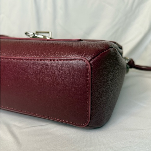 Steve Madden Burgundy Leather Crossbody Satchel Bag with Tassel & Chain Detail - Picture 5 of 10